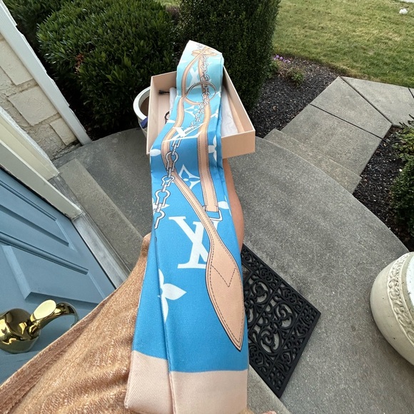 Louis Vuitton monogram gradient by the pool bandeau FULL SET - Picture 3 of 16